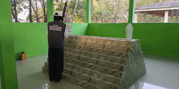 Makam Syekh Kudus Janapura: Mengungkap Sejarah dan Karomah