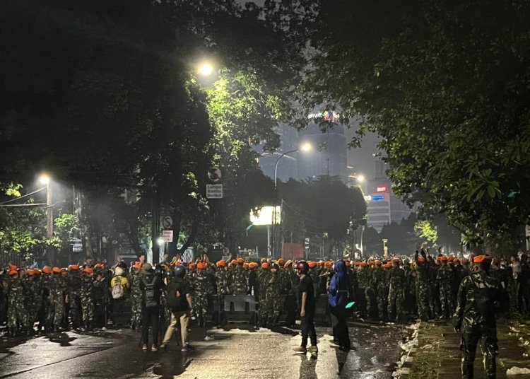 Gelombang aksi unjuk rasa di Jakarta dan daerah lain menuntut 17+8 perbaikan birokrasi dan hukum kepada pemerintahan Prabowo. (Dok : Poskota/M Tegar Jihad Al Faruq)