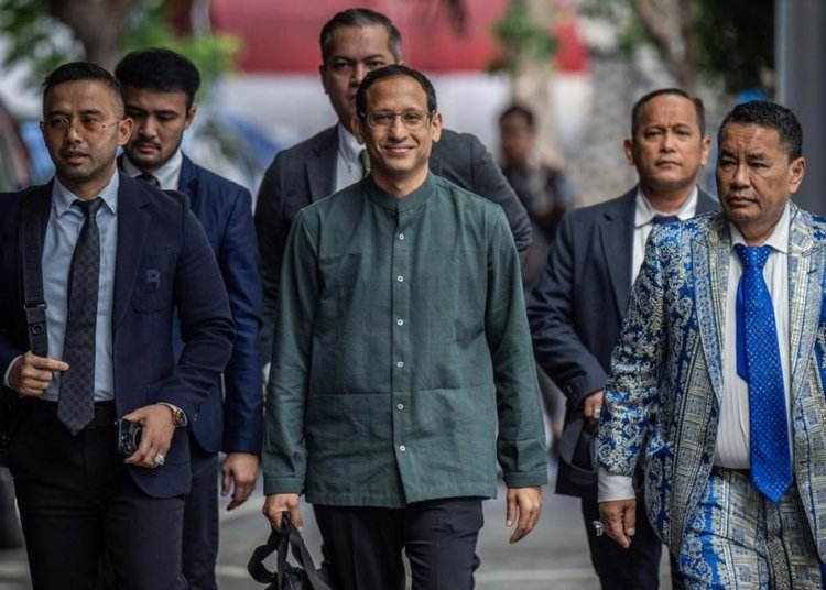 Nadiem Makarim tiba di Kejaksaan Agung (Dok : ANTARA FOTO/ Bayu Pratama S)