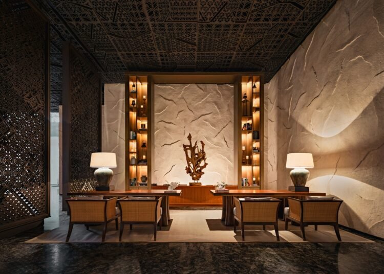 LobbyArea-BaliBeachHotel1