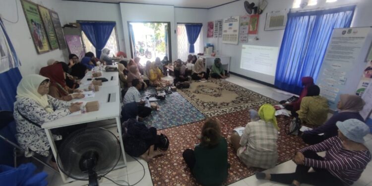 Cegah Hoaks, Dosen Universitas Budi Luhur Edukasi Kader PKK 