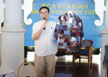 BCA Syariah Gelar Workshop Lukisan Kain Marmer Daur Ulang, Manfaatkan Limbah Tak Terpakai