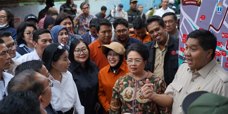 Menteng Tenggulun: Dari Kumuh ke Sentra Kuliner Rakyat