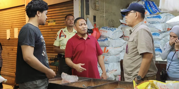 Jelang Lebaran 2026, BULOG Sidak Pasar Nasional Pastikan Stok Beras 3,5 Juta Ton Aman