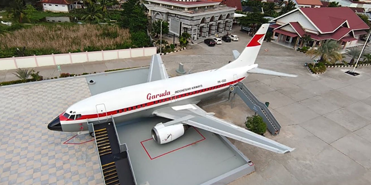 Persiapan Haji: Garuda Indonesia Bangun Fasilitas Simulasi Penerbangan di Asrama Haji Banda Aceh