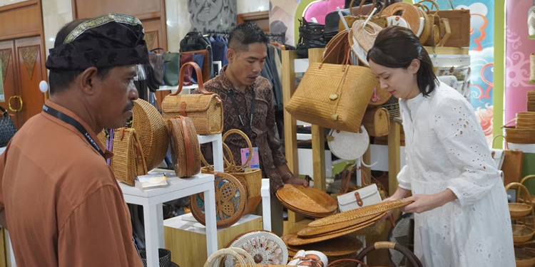 Sihir Gianyar di Lantai JCC, Hari Ketiga Raup Transaksi Rp7,5 Miliar