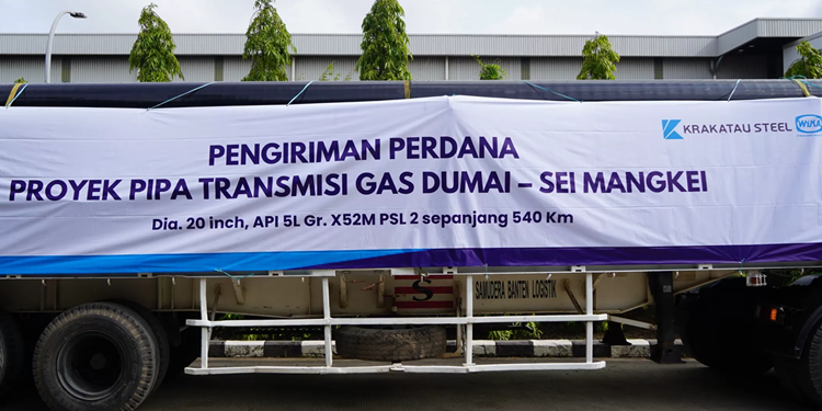 Krakatau Steel Kirim Perdana Pipa Baja Proyek Strategis Nasional Dumai–Sei Mangkei