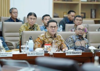 Mendag Busan Dorong Industri Baja Nasional di Tengah Surplus Perdagangan