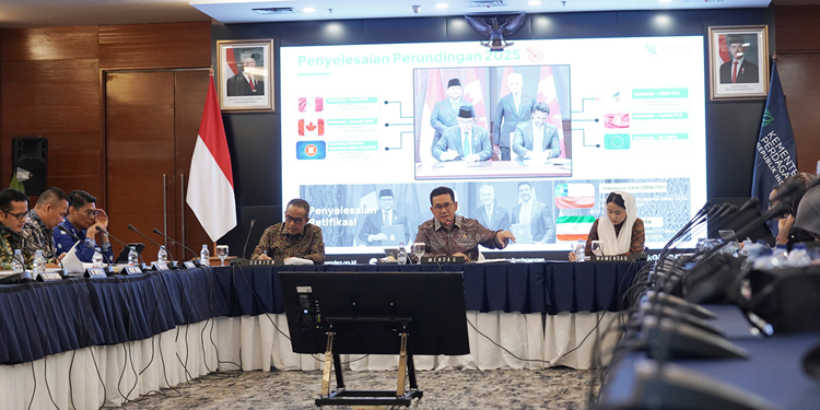 Benteng Surplus di Tengah Badai, Siasat Budi Santoso Menjaga Nafas Ekspor