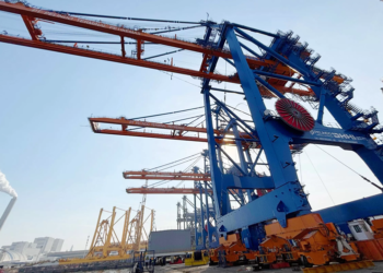 Adu Cepat di Dermaga Logistik, Pelindo Targetkan 13,77 Juta TEUs di 2026