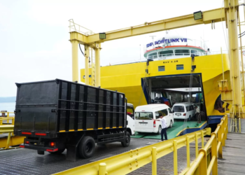 ASDP Operasikan KMP Portlink VII untuk Urai Antrean di Lintas Ketapang-Gilimanuk