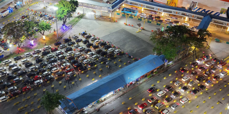 Puncak Arus Balik 2026: Volume Kendaraan di Bakauheni Melonjak 45 Persen