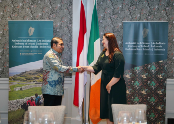 Rayakan Saint Patrick’s Day, Menteri Ekraf Teuku Riefky Harsya Bidik Kerja Sama Kreatif dengan Irlandia