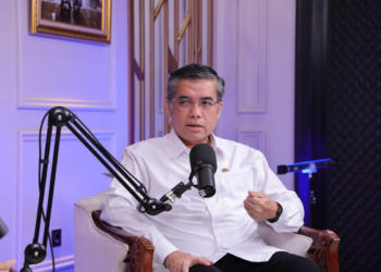 Urusan Perut Buruh: Kemnaker Instruksikan Gubernur Sidak Perusahaan Penunggak THR