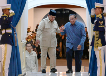 Prabowo Siap Jadi Mediator Konflik Timur Tengah: Evakuasi WNI di Iran Dilakukan Bertahap