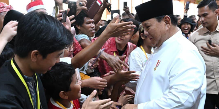 Kisah Haru Sinta, Tukang Urut Keliling yang Wujudkan Mimpi Bertemu Presiden Prabowo