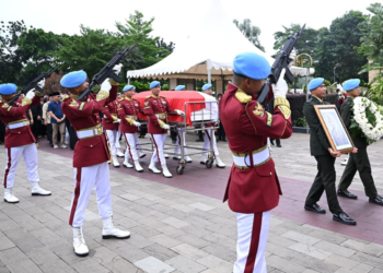 Wapres ke-6 RI Try Sutrisno Wafat, Pemerintah Instruksikan Kibarkan Bendera Setengah Tiang 3 Hari