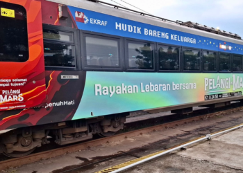 Mudik Berhias Robot, Kereta Argo Dwipangga Bawa Promo Film Pelangi di Mars