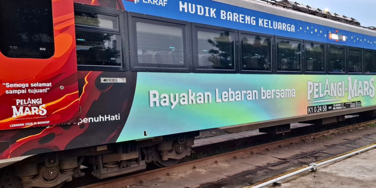 Mudik Berhias Robot, Kereta Argo Dwipangga Bawa Promo Film Pelangi di Mars