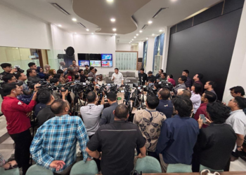 Seskab Teddy: Insentif Guru Honorer Naik Jadi Rp400 Ribu, Tunjangan Cair Langsung ke Rekening