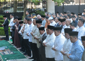 Cerita Diaspora Paris Salat Iduladha Bareng Prabowo: Seperti Keluarga Besar!