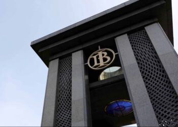 Rupiah Ambles ke Rp18.000 per Dolar AS, BI Intervensi Pasar Lewat Tiga Jalur