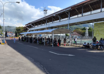 Urai Antrean Kendaraan di Padang Bai, ASDP Pangkas Waktu Sandar Kapal
