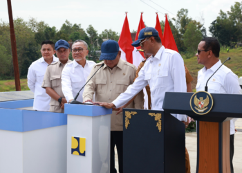 Prabowo Resmikan 1.151 Km Jalan Daerah, Tekan Biaya Logistik dan Perkuat Ekonomi Nasional