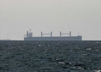 Dinamika Selat Hormuz, Serangan Houthi, dan Korban Perang Lebanon