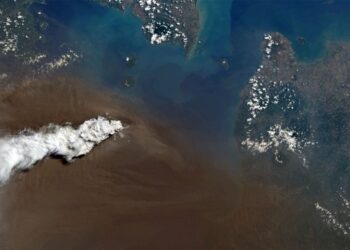 Erupsi Gunung Anak Krakatau Berubah ke Tipe Strombolian, Ini Risikonya