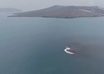 Heboh Daratan Baru Anak Krakatau Muncul di Selat Sunda, Ahli Bantah Gunung Api Baru