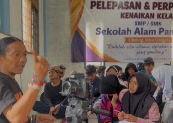 Pengenalan Teknik Dasar Fotografi dan Mode Manual, Dosen FISEB UIC Latih Siswa Sekolah Alam Pangrango