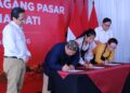 Pedagang Pasar Induk Kramat Jati Ikuti Akad Kredit Massal Bank Jakarta