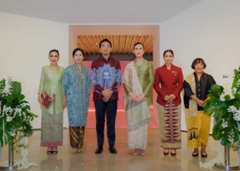Waves of Weave: Investasi Nilai Budaya dan Gaya Hidup Wastra ASEAN